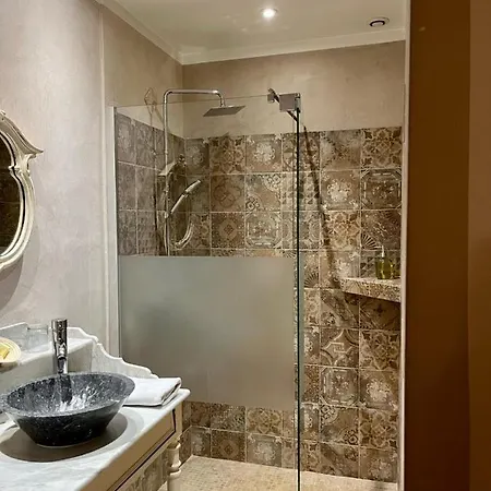 Bed and Breakfast La Maison De Justine