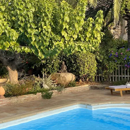 La Maison De Justine Bed and Breakfast Grimaud