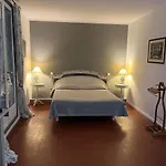 לינה וארוחת בוקר La Maison De Justine גרימו