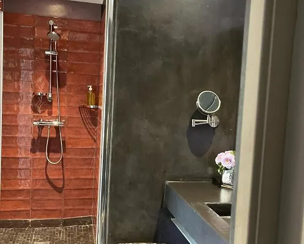 La Maison De Justine